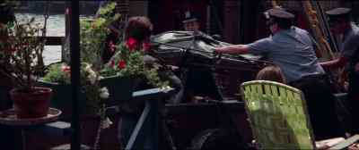 They were bringing a freighter
down through Kill Van Kull, - Klute