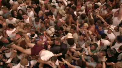 They brought out a guy
from The Doors
to play with them, - Woodstock 99: Peace Love and Rage
