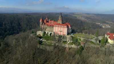 They built countless palaces
across the landscape here. - Europe From Above