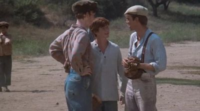 They can't hit his fast stuff,
so now they're bunting. - The Waltons