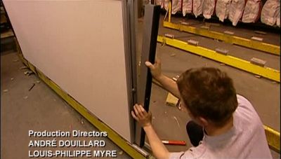 THEY CLOSE UP THE BOTTOM, - How It's Made