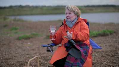 They decided to value it at a
thousand dollars per half inch. - Extraordinary Escapes with Sandi Toksvig