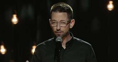 They definitely raised the floor
on my mood, - Neal Brennan: 3 Mics