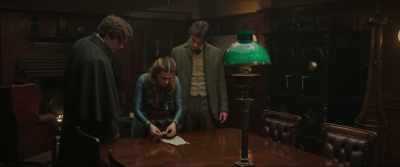 -They did get something.
-Mae's terrible music. - Enola Holmes 2