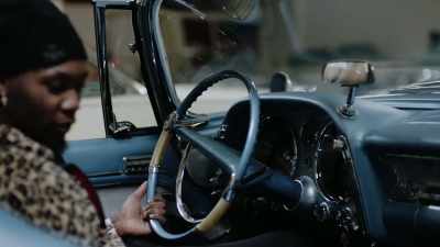 -They don't even make this no more, baby.
-Yeah. Yeah. - Skrrt with Offset