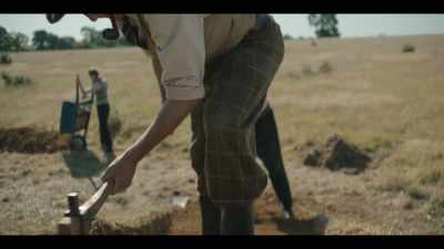 They explore new lands
and have battles in ships. - The Dig