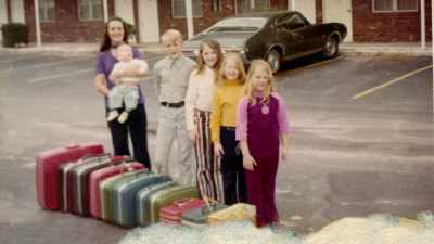 They had five kids together, - The Lady and the Dale