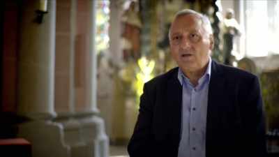 They were forced to
baptise themselves, - Curse of the Ancients with Alice Roberts