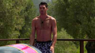-They get another point.
-Yes! - Love Island Australia