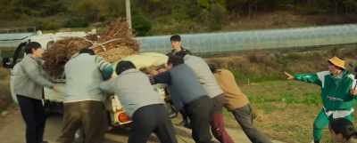 They give you chump
change to install a fence. - Woongnami