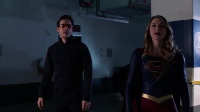 - They got away. -Yeah. - Supergirl