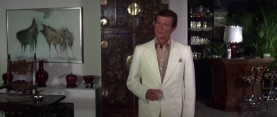 They have a warehouse on Carioca Avenue - Moonraker