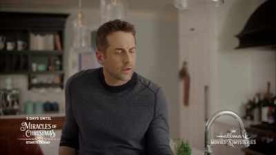 They haven't found
the murder weapon - Aurora Teagarden Mysteries: Reunited and It Feels So Deadly
