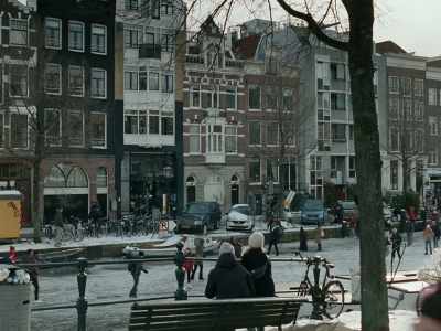 They helped people living in hiding,
here and elsewhere, - Occupied City