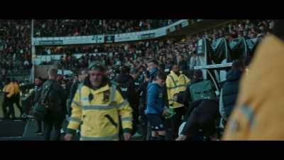 They lead the play-off semi-final
after the first leg - Take Us Home: Leeds United