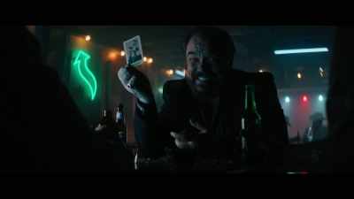 They likes the horn.
[chuckles] - Reprisal