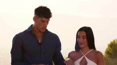 They look unbelievable together, - Dated and Related