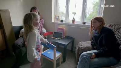 (THEY MAKE NOISES WITH TONGUE) - Stacey Dooley Sleeps Over
