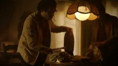 They need disguises,
so they go - History's Greatest Heists with Pierce Brosnan