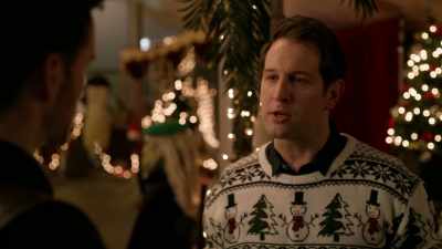 They need to reschedule
to 6:30 tonight, so. - Merry Magic Christmas