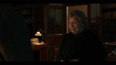 They never do anything,
he just sits there and admires her. - Vienna Blood