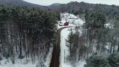 - They had no tracks leaving
from the accident scene - The Disappearance of Maura Murray
