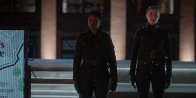 They occasionally hunt
in twos or threes - Vampire Academy