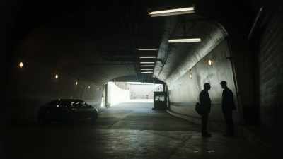 They opened up a passage
directly beneath us. - Counterpart