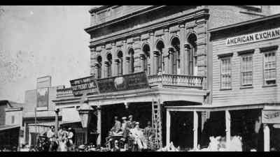 They had reading rooms,
libraries, bookstores, - Wyatt Earp and the Cowboy War