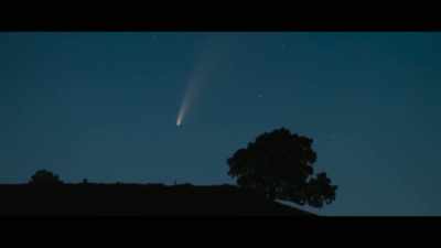 They recognized that
Hale-Bopp was the spacecraft - Heaven's Gate: The Cult of Cults