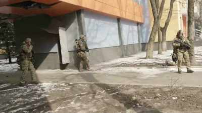 They said we were
already behind enemy lines. - 20 Days in Mariupol