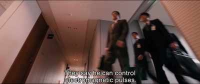 They say he can control
electromagnetic pulses. - Shin Ultraman