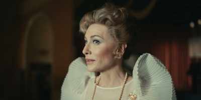 They say that women
are like teabags. - Mrs. America