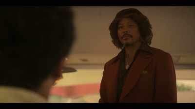 They say that yo' pops
was just a little puppet
for Frank - Fight Night: The Million Dollar Heist