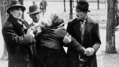 They were screaming and yelling. - The Accountant of Auschwitz