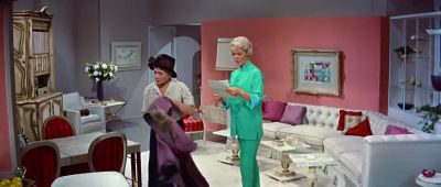 They sent a woman - Pillow Talk