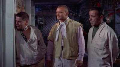They shouldn't let crooks like that on Devil's Island - We're No Angels