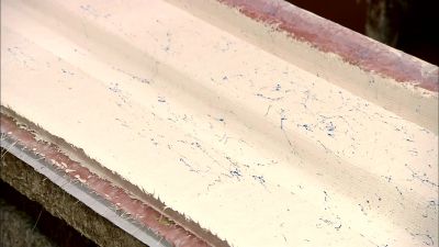 THEY SPRAY ON
SOME DECORATIVE PAINT, - How It's Made