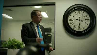 They start asking
him questions. - History's Greatest Heists with Pierce Brosnan