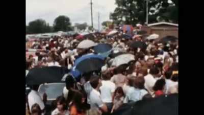 They stood for hours,
waiting to see the plump corpse - Raise Hell: The Life & Times of Molly Ivins