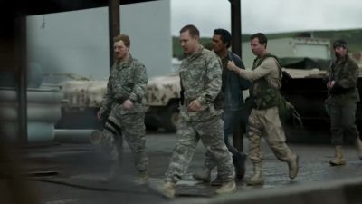 They stop eating their
victims after a while, - Fear the Walking Dead