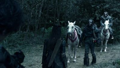 They think we're
looking for Wanheda. - The 100