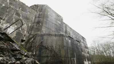 They had to pump that liquid
concrete up to the top to be - Secret Nazi Ruins