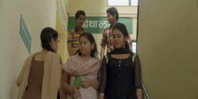 They used to write letters even
during King Shivaji's time! - Sairat
