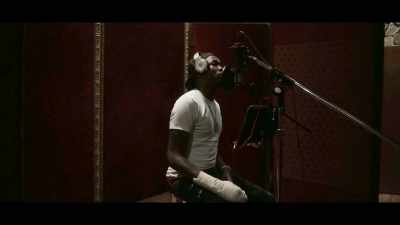 ♪ They want to see me fall ♪ - Free Meek