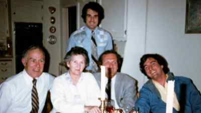 They wanted to do some
genetic testing on the family. - Six Schizophrenic Brothers