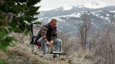 They weren't necessarily
burly mountain men. - Yellowstone: One-Fifty