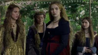 They will simply think
it's red for Lancaster - The White Princess