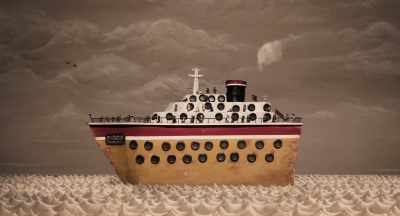 They'd discovered nude cruises - Memoir of a Snail