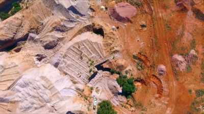 They'll have to find
another way to hit pay dirt. - Outback Opal Hunters